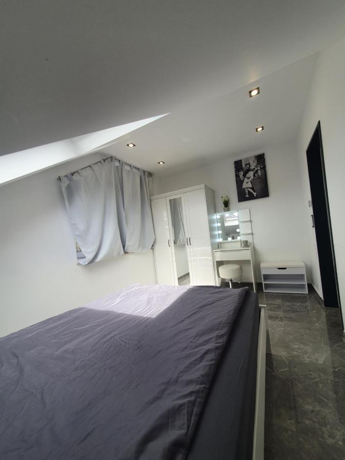 New York City Apartment พาเดอร์บอร์น ภายนอก รูปภาพ